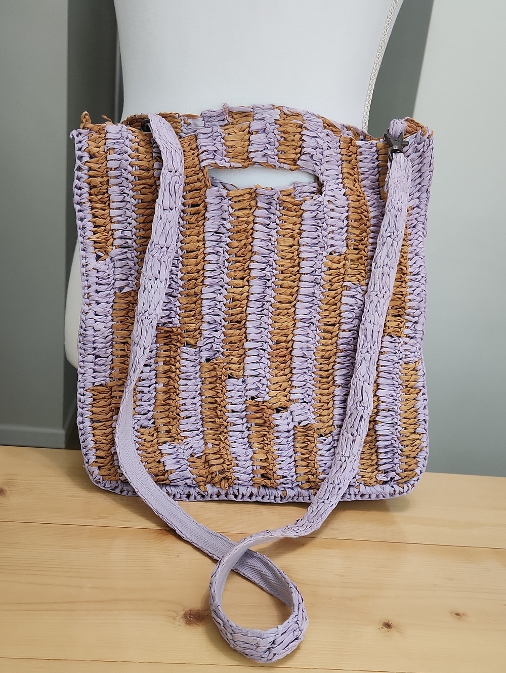 Free People Brunch Date Woven Straw Convertible Crossbody Clutch Bag Purple Tan